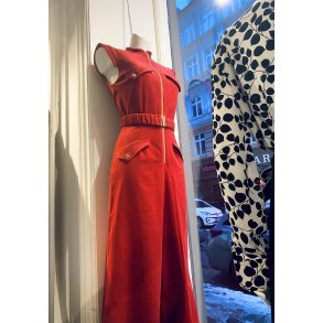 Kontiki Legs Red Cord